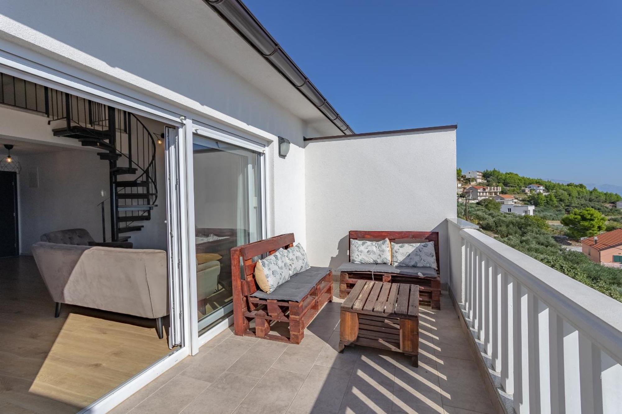 Apartamento Apartman Rojo Omiš Exterior foto