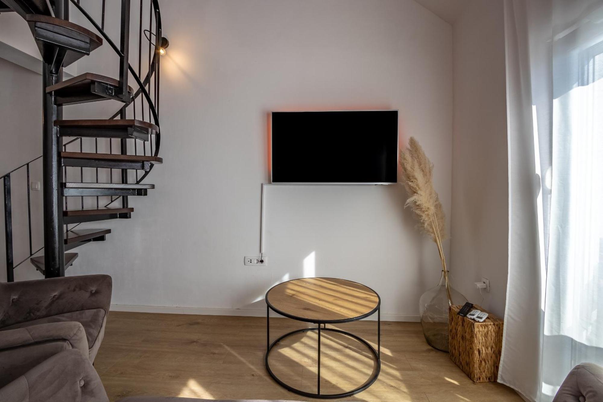 Apartamento Apartman Rojo Omiš Exterior foto